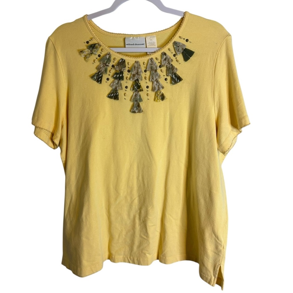 Alfred Dunner women’s size XL Yellow Short Sleeve Tee with Decorative Accents
